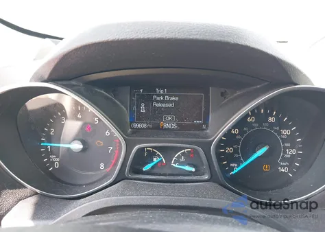 2017 Ford Escape Titanium из США, поврежденный, VIN 1FMCU9J94HUA47678